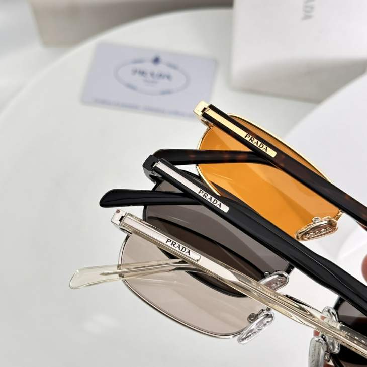 Picture of Prada Sunglasses _SKUfw75178582fw